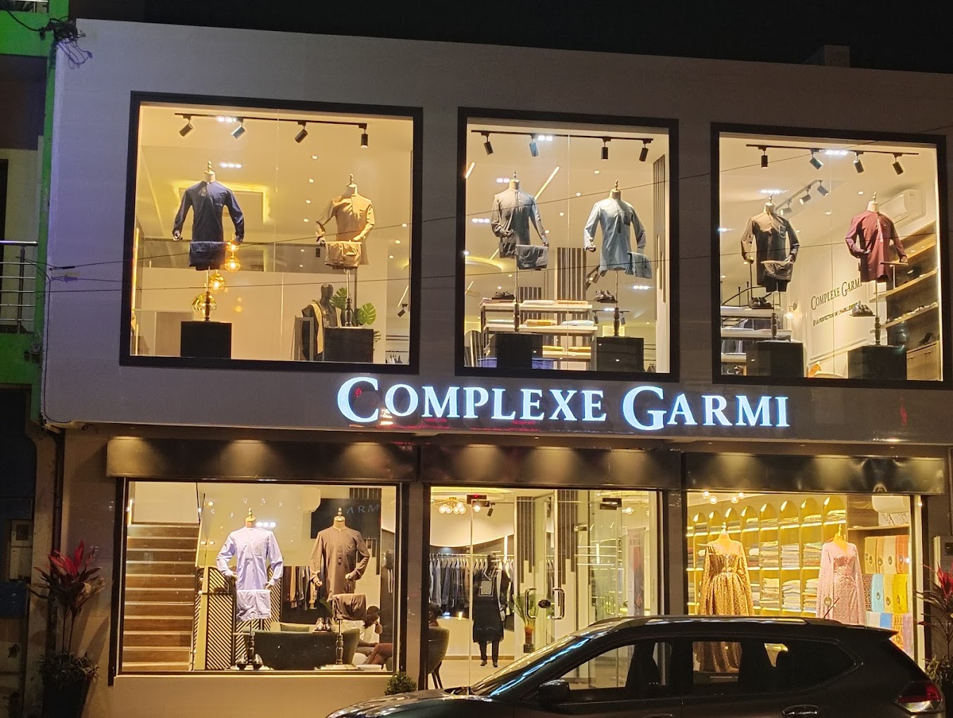 Installation solaire hybride du magasin Complexe Garmi